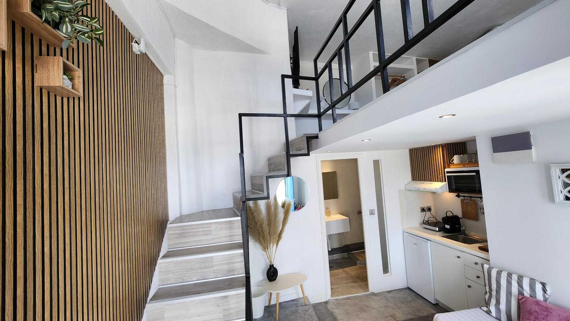Euphoria Suites & Deluxe Studios Фіра Екстер'єр фото