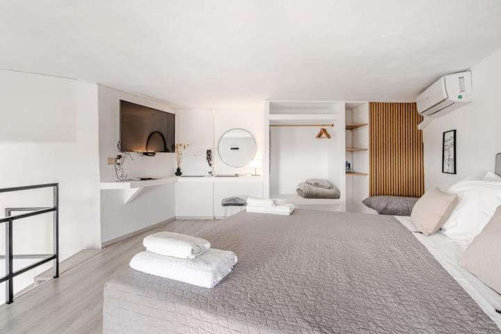 Euphoria Suites & Deluxe Studios Фіра Екстер'єр фото